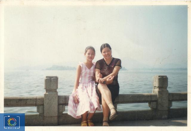 我，今年51歲，30年前嫁給我的老師，陪他開貨車跑運輸賣豬頭肉