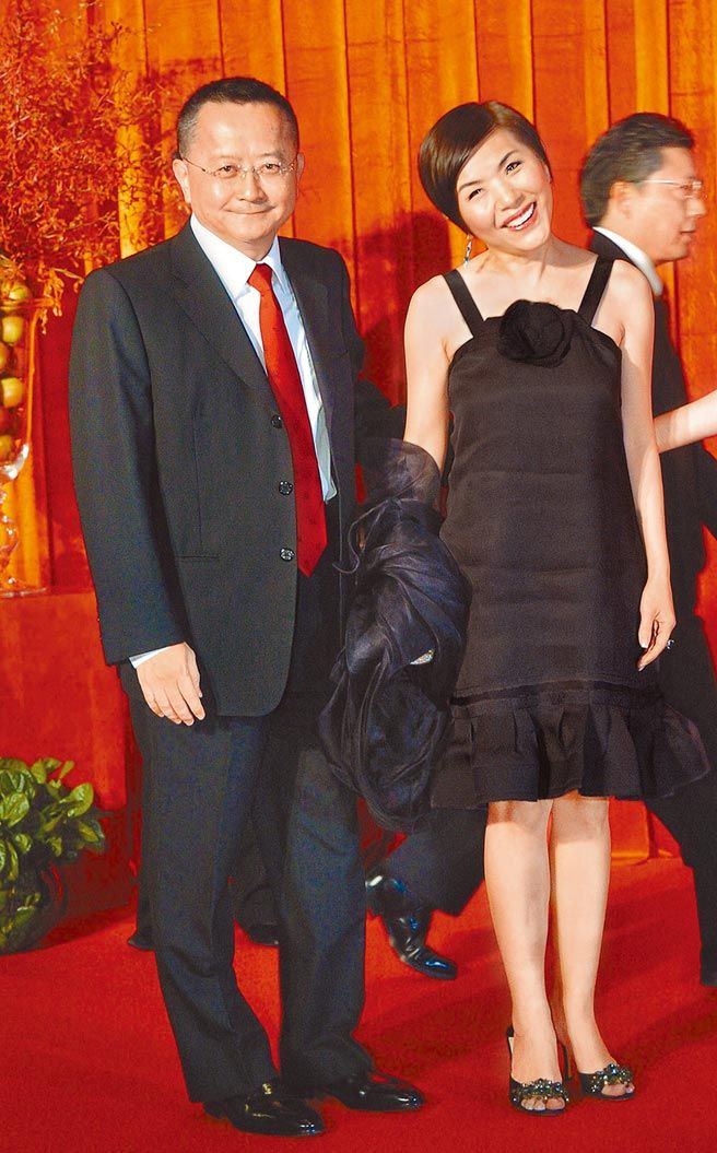 豪門碗難捧！張清芳曾嘆婚後「天天忙到晚上11點」：一點都不是貴婦　「結婚沒多久懷孕」一天時間全繞著家人