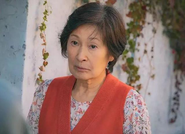 盡孝是本能！失智母「記不得丈夫孩子」生命倒數計時　用最後15年紀錄「不快樂也不恐懼」平靜離去