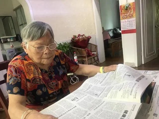 新型養老！80歲嬤喪偶「獨居21坪大房」找不到人說話 　與陌生年輕人同住「免房租互伴」重組新家