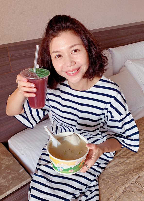 至今不婚不生！琇琴自曝「因病困擾40年」　坦言「身邊有小20歲弟弟」告白追求