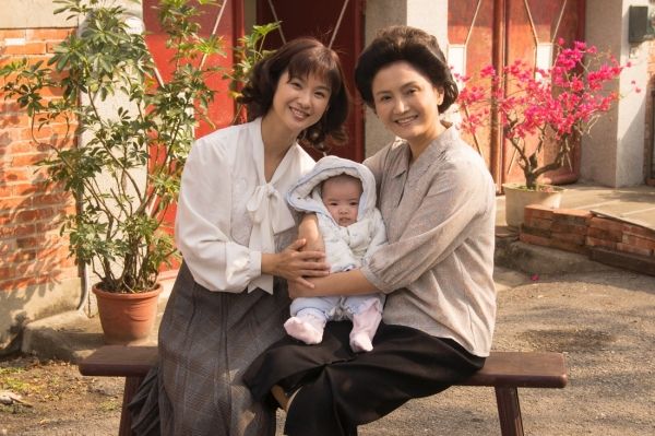 拿了金鐘也沒用！63歲資深女星4年0收入「靠變賣珠寶苦撐」　陷入困境「一度幻聽輕生」：看透人性了...