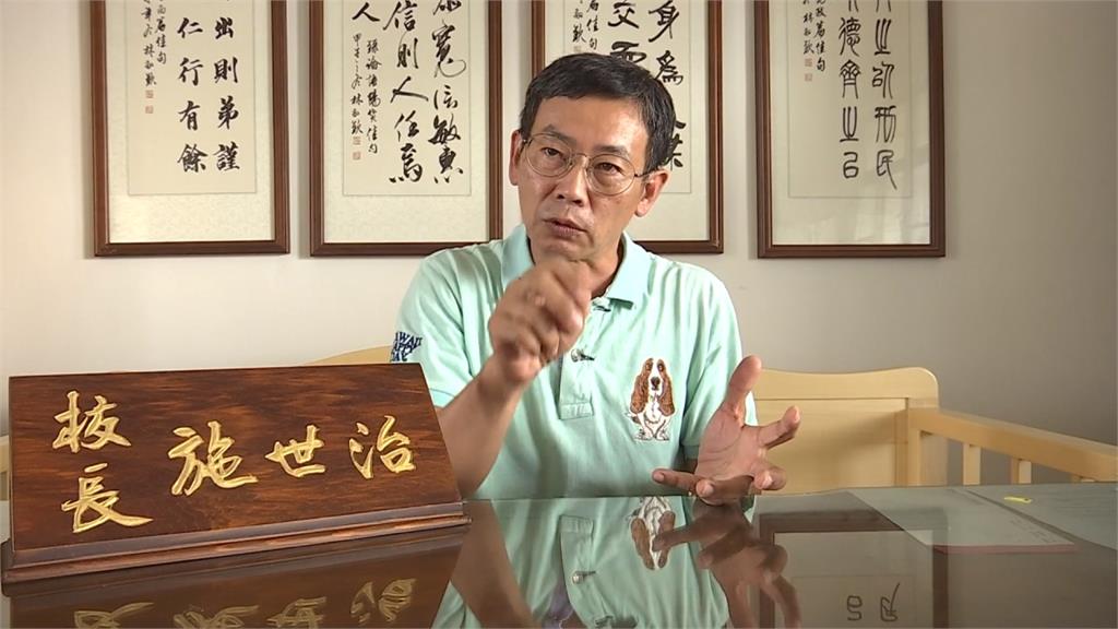 35年前的恩情！國小校長憶念書沒錢「麵攤媽偷加料」默默被照顧　北上「大字報尋人」霸氣喊找到為止