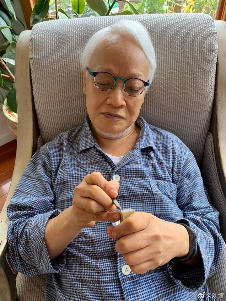 隨時走人不牽掛！劉墉23歲被宣判「時日不多」活到71歲笑稱奇蹟　籲「孩子離開是必然」過度操心反成「子女絆腳石」