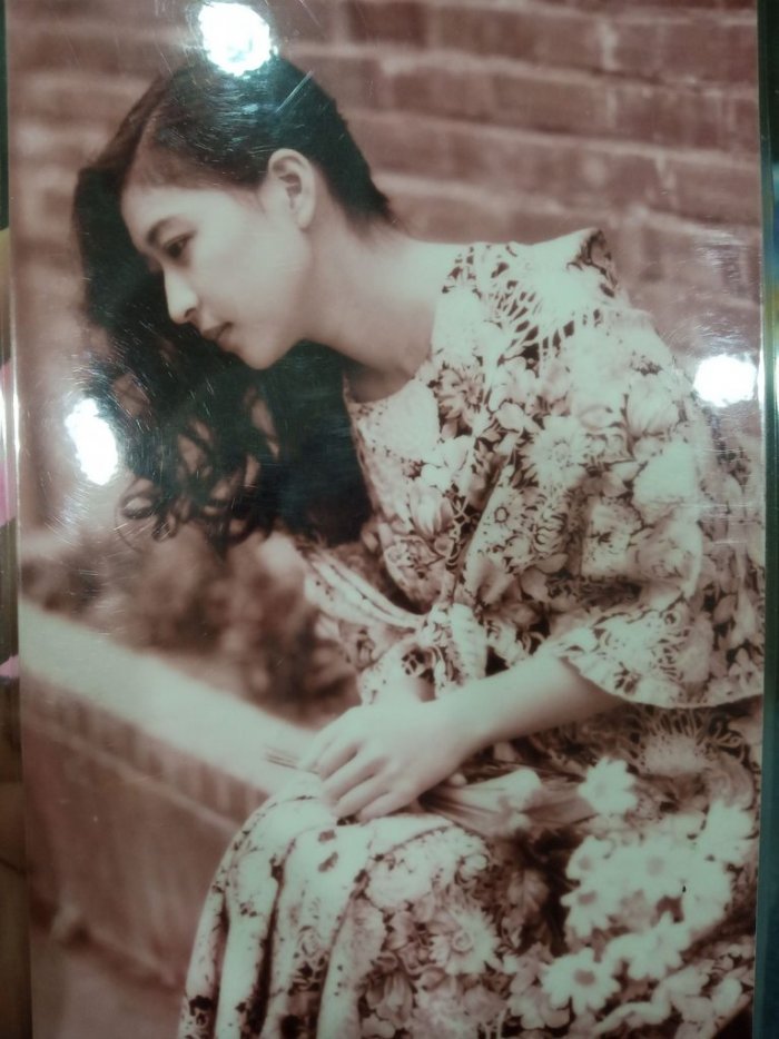 年輕時根本名模！媽媽狂炫耀「追我的都要排隊」　女兒加碼「PO出爸爸當年照片」無奈：難怪我長這樣