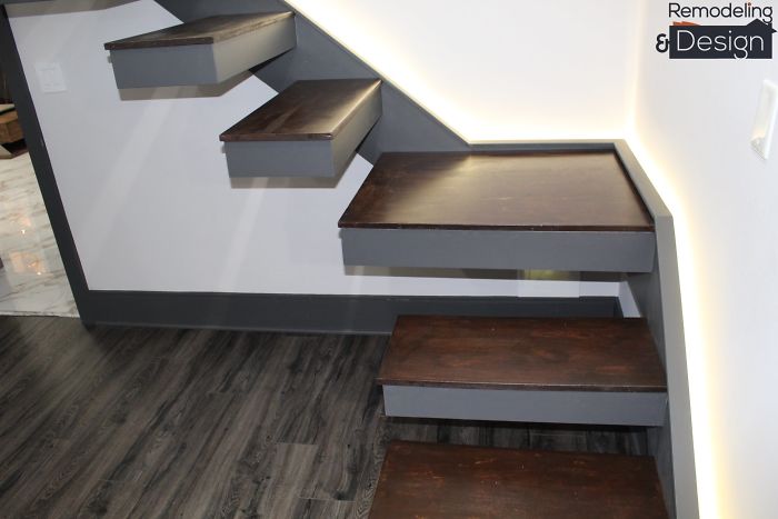 100分老公❤️建築師爸爸「改造破舊閣樓」送媽媽當禮物　變身「絕美質感衣帽間」化妝桌也超狂！