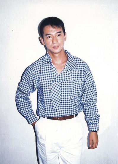 兄妹不同命！惠英紅親哥「兩婚兩離受重傷」陷低潮　為戲暴瘦30公斤「倒在家中9天無人知」55歲黯然離去