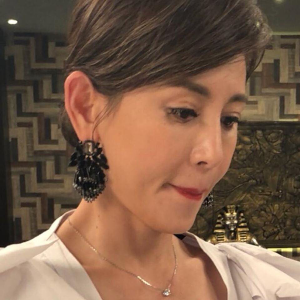 鄭仲茵揭「單親養女18年心酸」半夜獨掛急診　嘆沒權利戀愛「生活全被工作填滿」今變身女強人