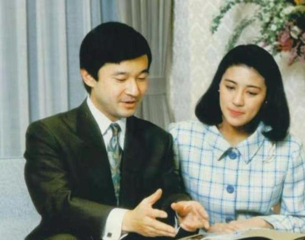 平民皇后！美麗外交官「讓天皇苦追7年」遭皇室打壓　「被逼生子憂鬱成疾」夫霸氣力挺：守護你，是我的承諾