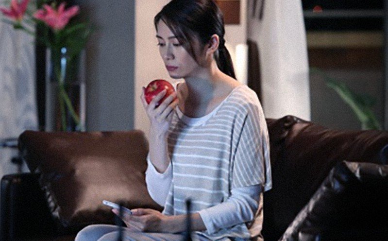 夫妻13年沒同房！老婆崩潰提離婚「老公一直跟婆婆睡」　新婚當晚「還不準關房門」她傻眼鬧上法院