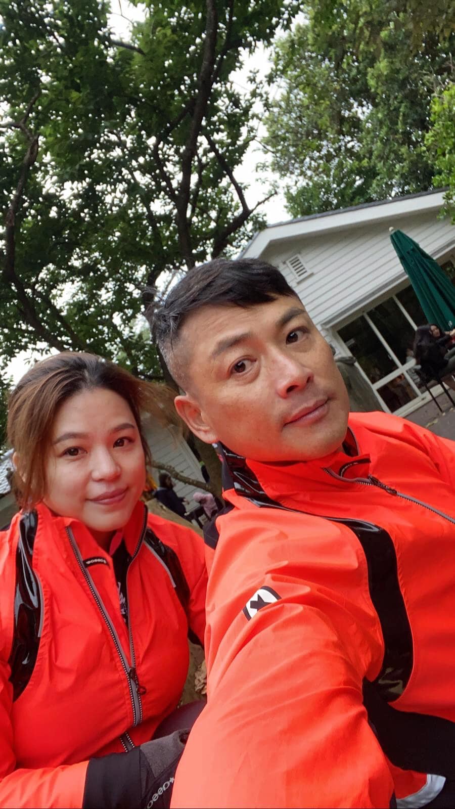 江宏恩妻「高中就愛20年後老公」追到電台靠上天圓夢！他選在家長面前求婚霸氣喊：這是種承諾