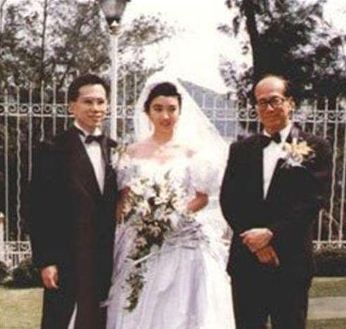 最低調貴婦！平凡女孩熱戀後「才知男方是李嘉誠兒」　嫁入豪門不奢侈「為李家改名生4子」堪稱清流