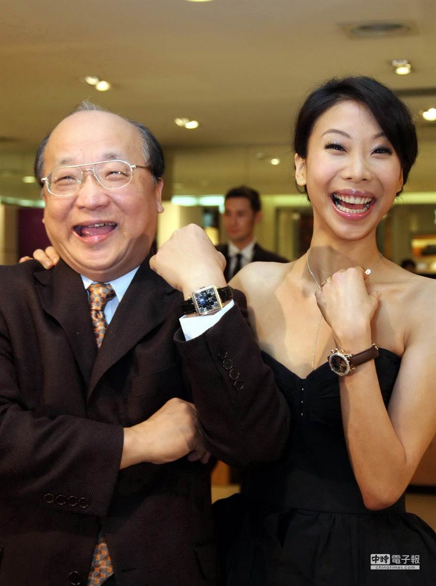 這輩子最愛的人是我爸！胡婷婷曝當年母意外「父親為家苦撐」：換我孝順您　親筆信告白「他感動到哭」