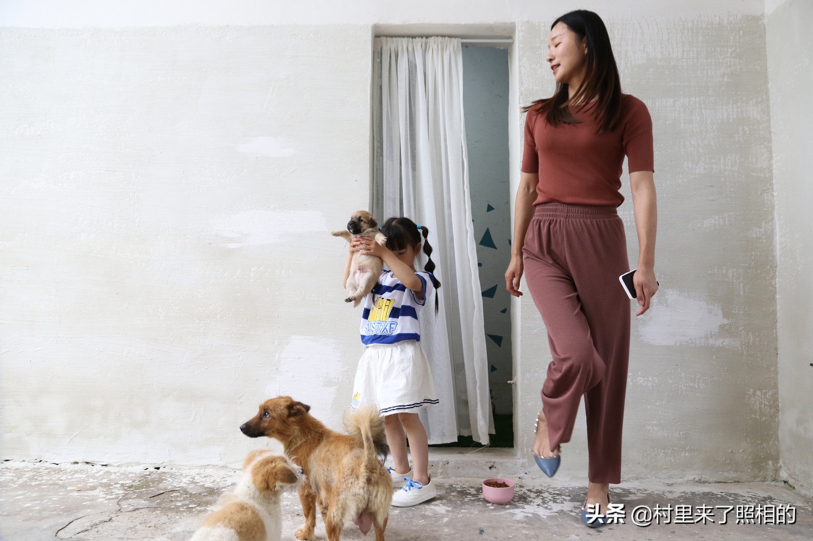 好想妳喔！單親媽回娘家20年舊院「打造夢幻莊園」　一點一滴親手蓋「傳承母親的愛」盼女兒快樂長大