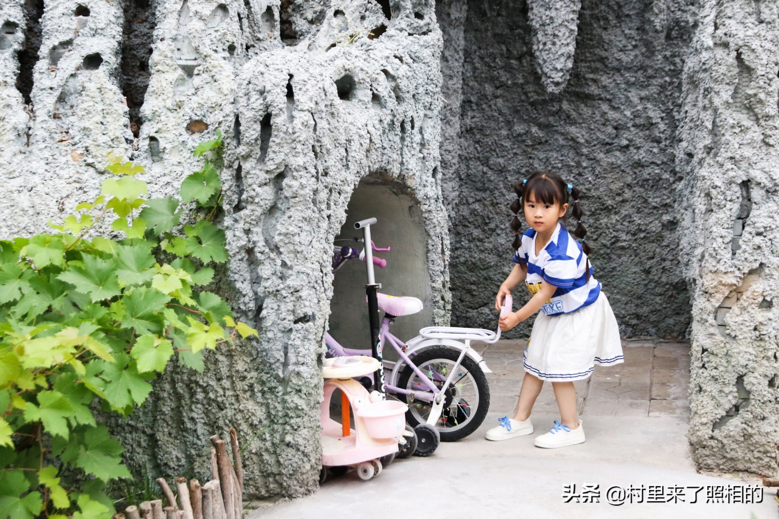 好想妳喔！單親媽回娘家20年舊院「打造夢幻莊園」　一點一滴親手蓋「傳承母親的愛」盼女兒快樂長大