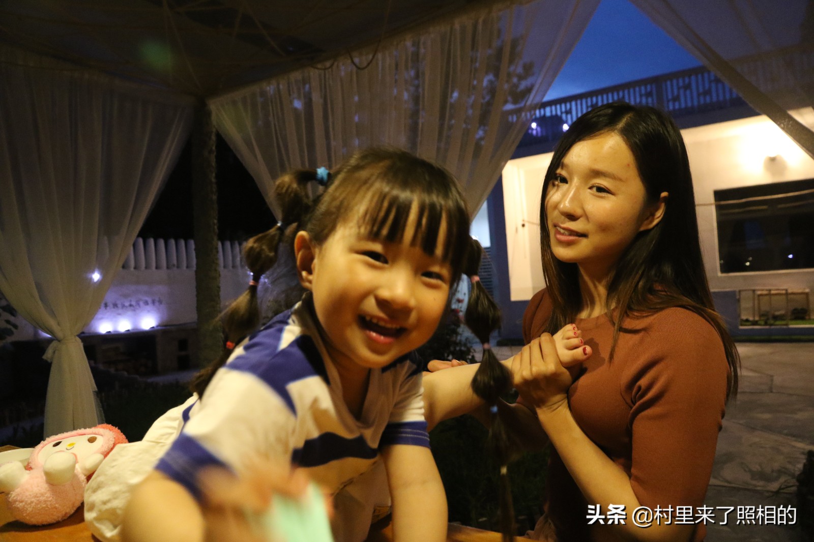 好想妳喔！單親媽回娘家20年舊院「打造夢幻莊園」　一點一滴親手蓋「傳承母親的愛」盼女兒快樂長大