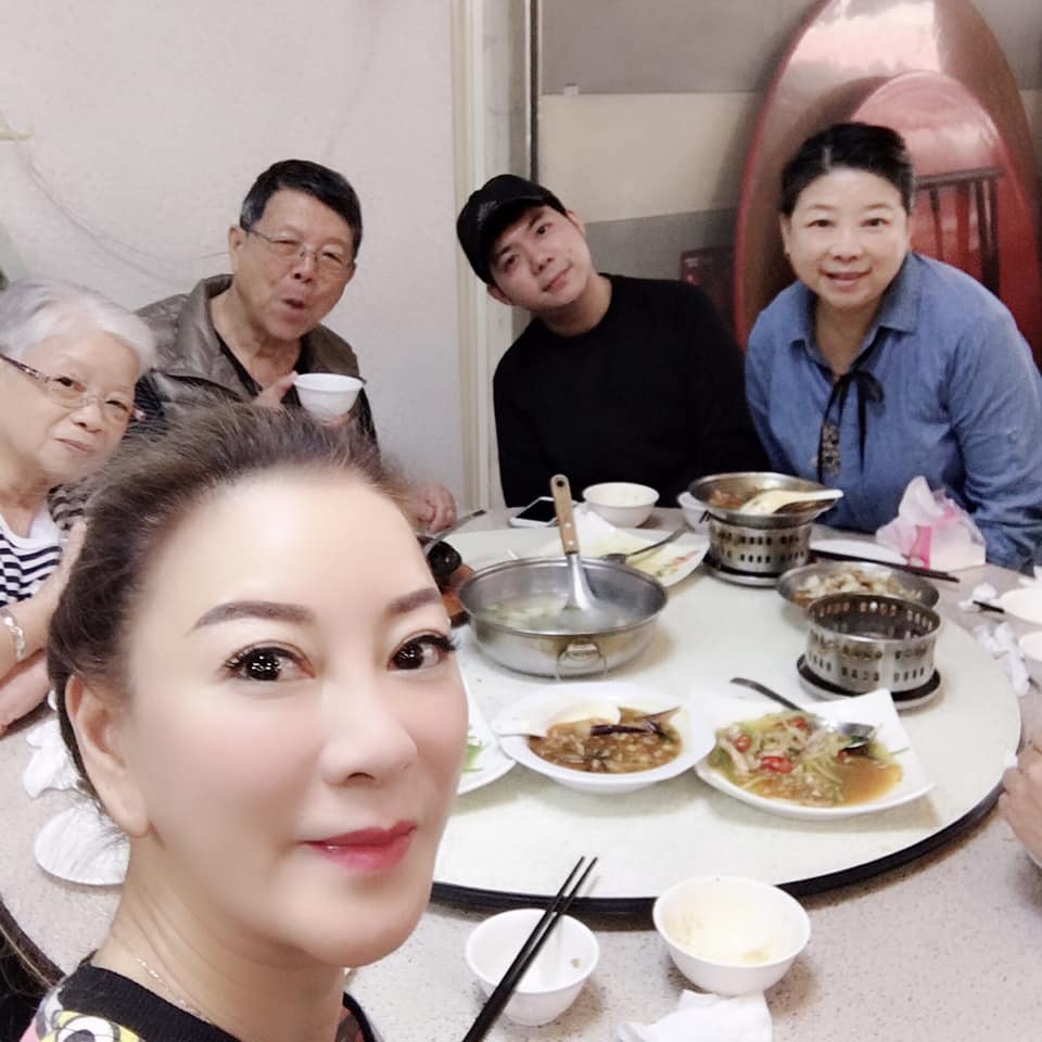 真正孝順是給父母想要的！楊繡惠做盡一切驚覺「爸媽不快樂」　一招「讓老爸阿西滿意了」：最貼心女兒