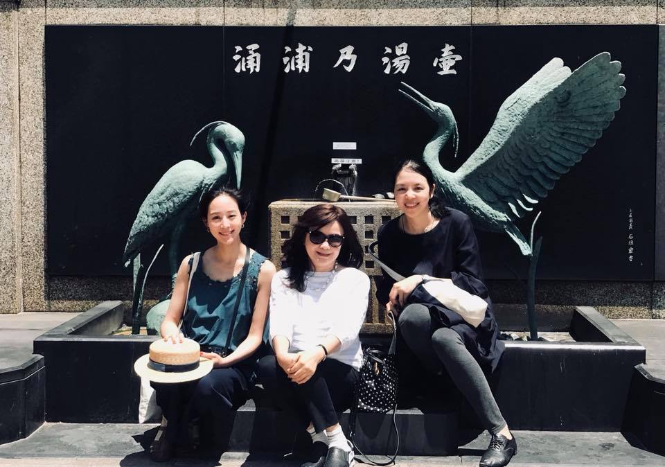 不想讀高中！張鈞甯姊姊「拿35分數學考卷回家」媽媽卻笑了　慶幸當年「沒盯著成績看」2女兒大有成就
