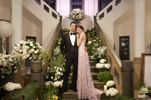 婚後1年認不出！林志玲近照「幸福到長相變了」引網友議論　本尊秒曬「自拍回應酸民」網呼：還是自然最美