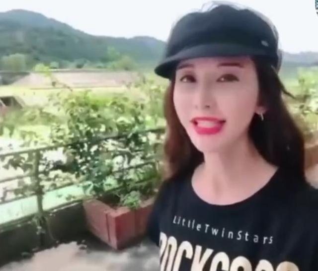 婚後1年認不出！林志玲近照「幸福到長相變了」引網友議論　本尊秒曬「自拍回應酸民」網呼：還是自然最美
