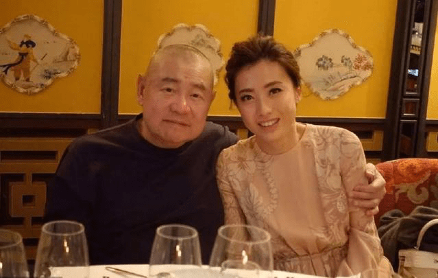 劉鑾雄女兒「意外曝豪宅內景」擁露天大泳池　曾送1億遊艇當玩具「因父母失和生嫌隙」：連爸爸都不叫