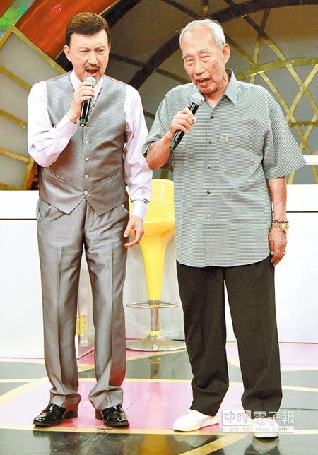 靠公公挽救婚姻！李亞萍笑憶「和余天數度鬧離婚」　暖憶公公「親自到娘家接她」：總把最好的留給我
