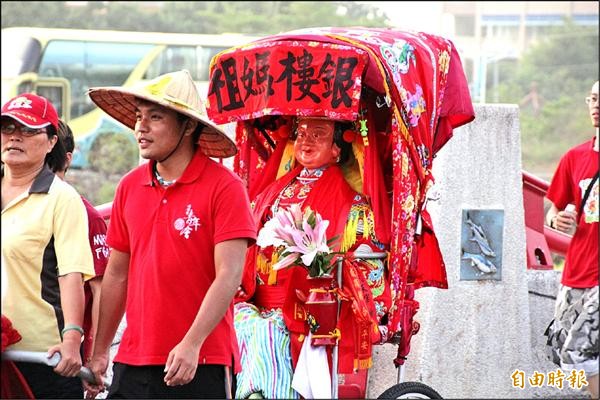 託夢槓上神明！魔神仔帶走婦人「要媽祖婆別管太多」　聖母慈悲「親自入山談判」隔天讓信眾愣了