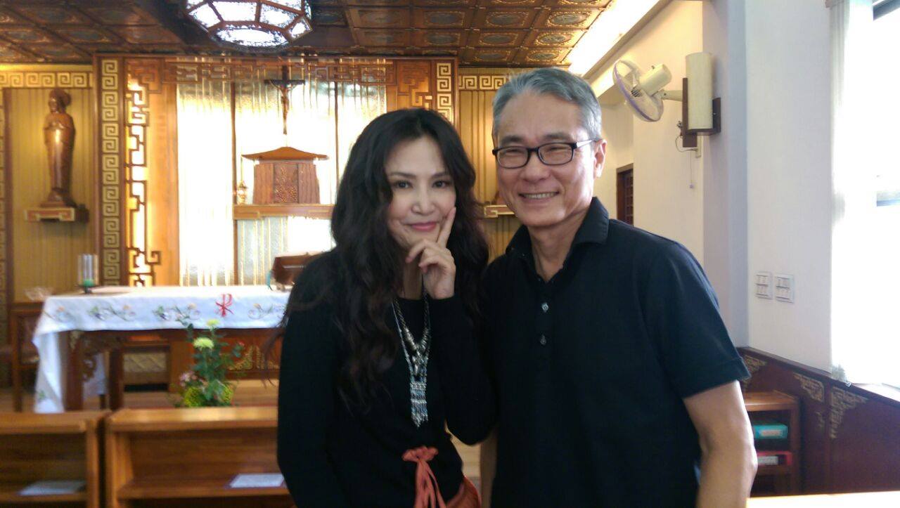 于台煙自揭「感情狀態」嘆：受到父母婚姻影響　「55歲至今單身」坦言判斷力有問題