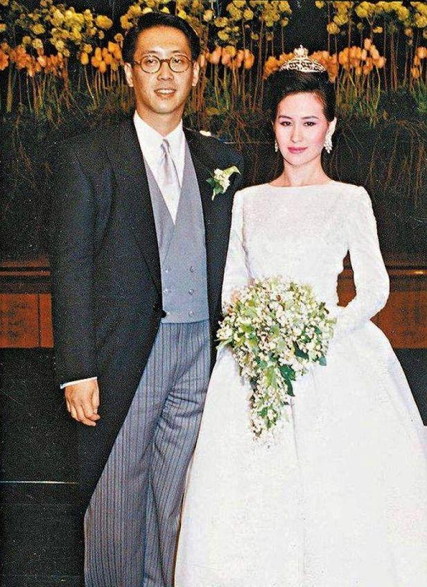 賭王又曝私生女？60歲婦女「自認是何鴻燊親女兒」一出生就被抱進大山 　靈堂外喊話要見「賭王接班人」