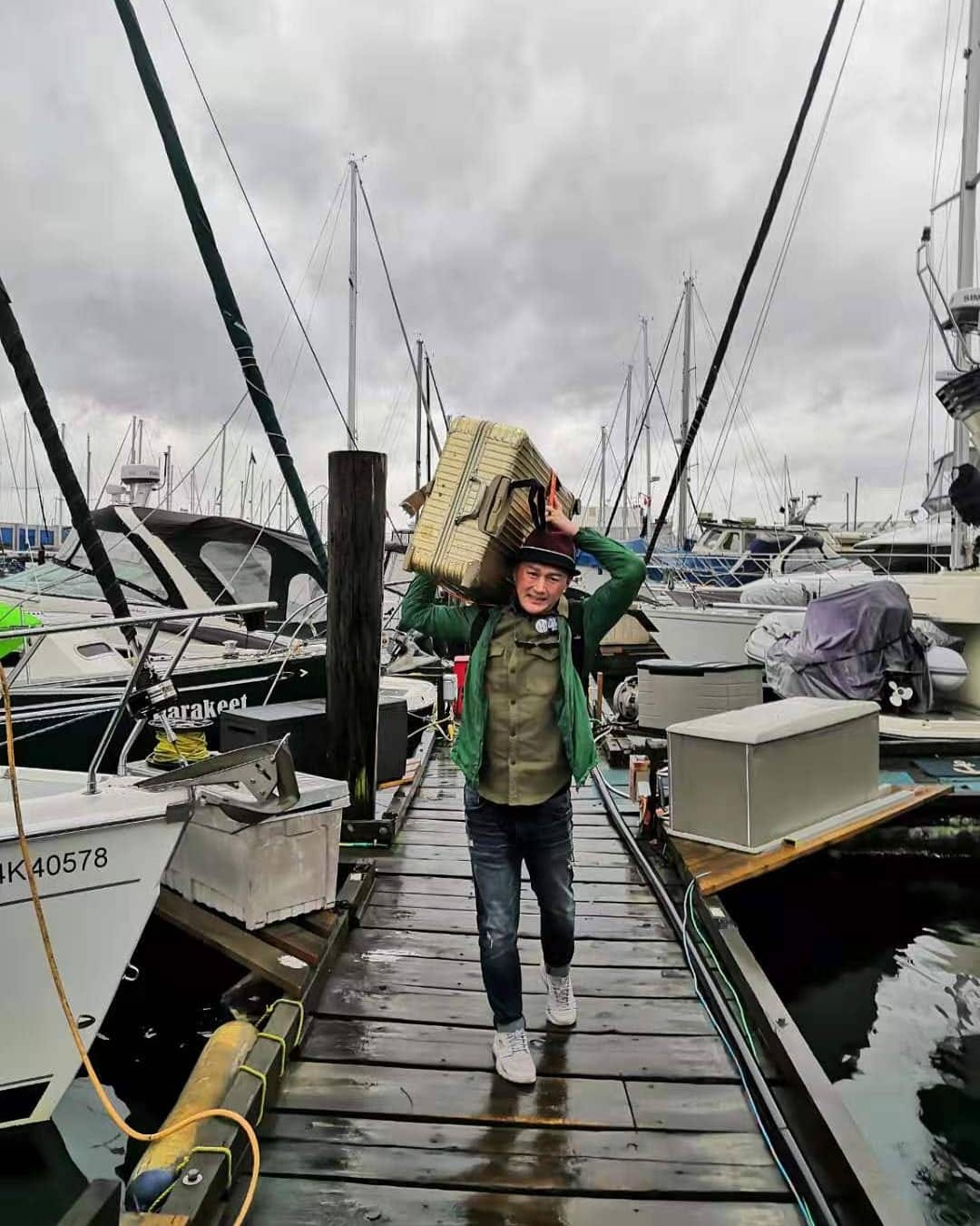 不用再怕沒地方住！何篤霖「從小搬家33次」心疼母南北奔波　積極理財「成東區包租公」10年來節儉如一