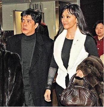 原本是豪門千金！53歲女星「演出美艷電影遭離婚」　二度結婚「老公竟是80億富豪」差20歲依然幸福