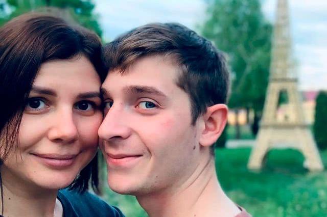 後媽變老婆！35歲減肥網紅「挺孕肚再婚小15歲繼子」喜極而泣　前夫首曝「離婚內幕」吐心聲：無法原諒