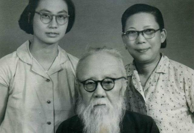 一生只認定妳！妻因病離去「拒另結新歡」蓄鬍60年紀念　包辦婚姻成真愛「願孤獨終老」：這才是生命
