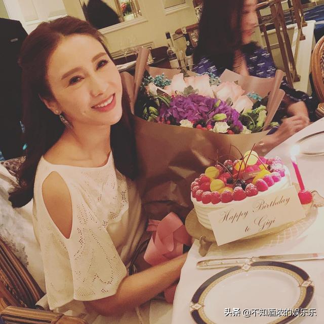 張柏芝唯一承認比自己美的女人！48歲黎姿近照美翻「皮膚好到看不出年齡」 　 大方PO文分享「養出好肌膚關鍵」