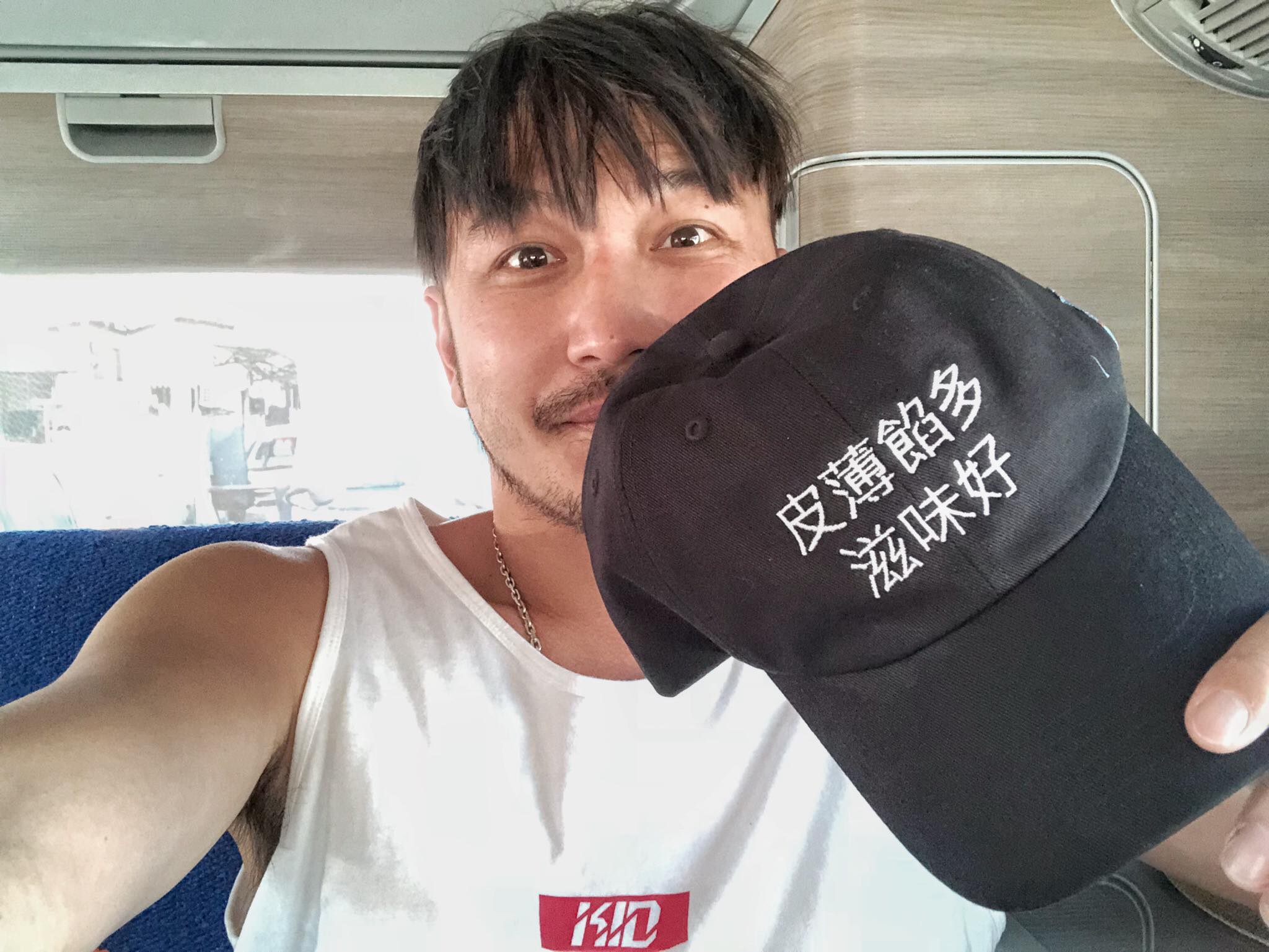 父子8年沒說話！男星曝童年心酸「聽到撫養權給妳」奪門推爸　長大才釋懷「咬牙獨扛父債」連憲哥都不知