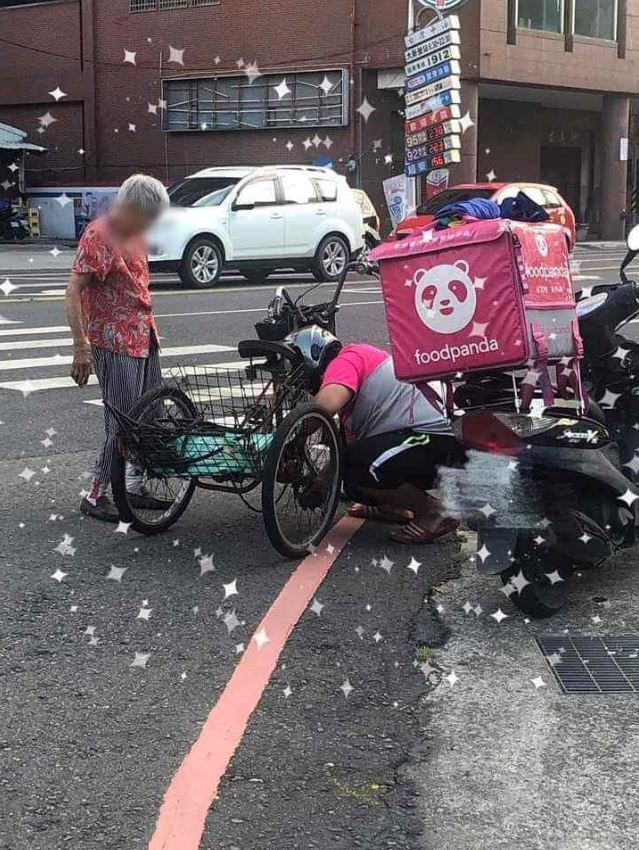最暖外送員「甘冒被開罰風險」善舉曝光！網友見證「路邊最美風景」大讚：好心好報