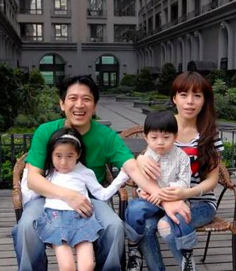 螢幕鐵漢柔情尪！高捷「結婚16年全聽老婆的」超幸福秘訣　曾推3歲女兒「為父心疼10多年」至今仍有陰影