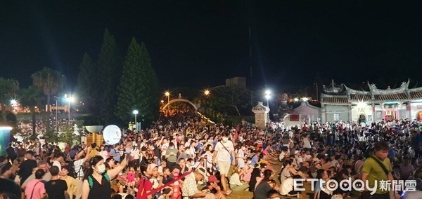 遊客把水用光光！澎湖居民怨「1星期買桶裝水度日」9月恐沒水　水利署「打包票回應」：有緊急方案