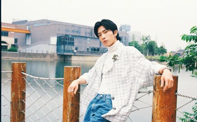 孝感動天！男星「出生28天父母跑了」爺奶拾荒帶大　成名後爸媽現身「他輕易選擇原諒」只盼一家團圓