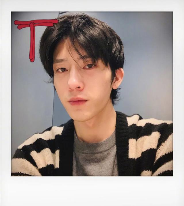 孝感動天！男星「出生28天父母跑了」爺奶拾荒帶大　成名後爸媽現身「他輕易選擇原諒」只盼一家團圓
