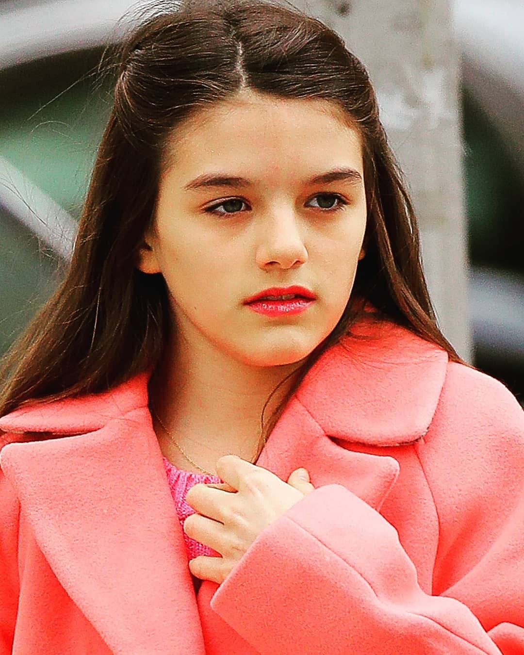 阿湯哥女兒長大了！童年「天使級甜美臉蛋」融化全球　19歲再進化「小蠻腰精緻女神」：最美星二代❤️