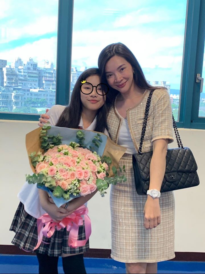 前夫偷吃！禹安離婚9年坦言「深陷自我懷疑」：是我不夠好？　單親育兒「15歲高顏值愛女曝光」