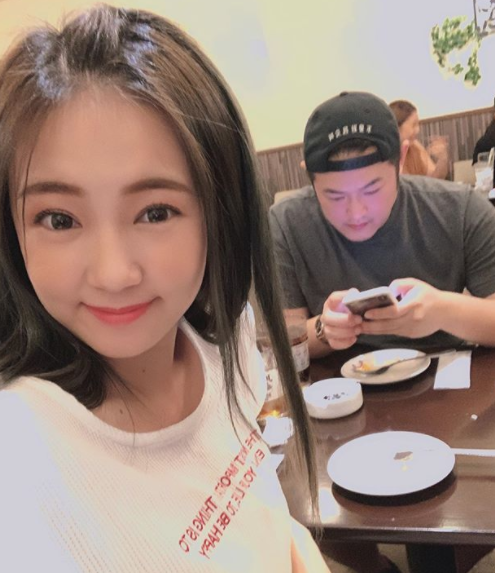 婚後還是靠自己！丫頭鬆口「可能不會宴客」夫妻仍分居　坦言「還在逃避結婚」喊話：別肖想我的錢
