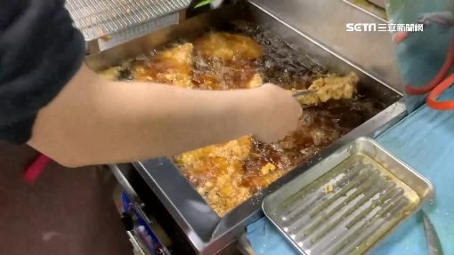 反制鑽漏洞！客人掏500元三倍券「要求找零錢」　老闆秒出招「讓他當場呆住」網跪：腦筋轉得真快