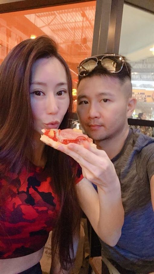 當面跟小三對決！元祖少奶奶起訴不成「卻被老公告」　出庭前「見兒子塞紙條」淚崩：一定不能失去孩子