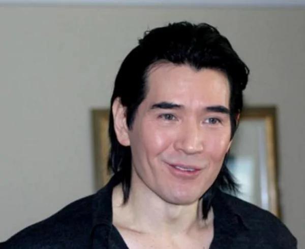 費翔59歲仍單身！曝「3段刻骨銘心戀情」：我的愛情沒留白　笑認「曾被小20歲女孩追到」與舊愛仍是朋友