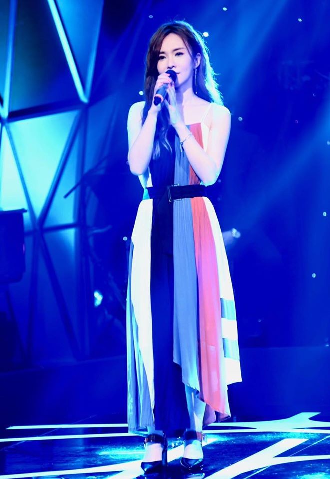出道至今堅強不哭！《大集合》女版過關機器「入圍金曲」喊：對不起父母　謝媽媽「北上洗衣服」心底藏愧疚