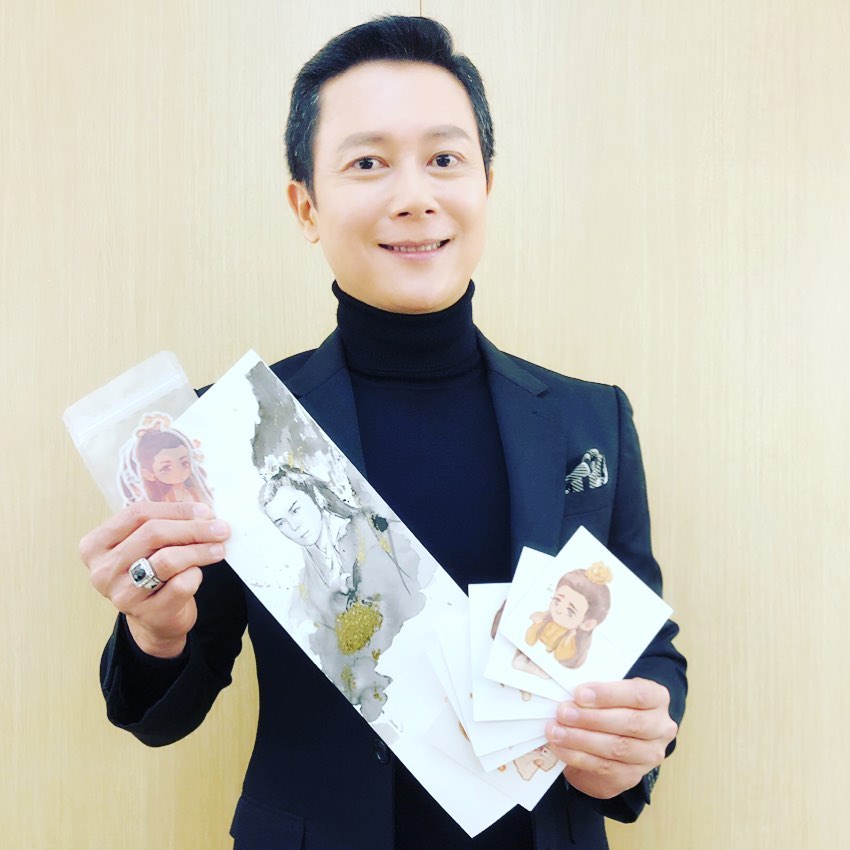 46歲至今未婚！ 八點檔男星領養「4個非洲小孩」視如己出 　曾「因病停工」如今單身灑脫