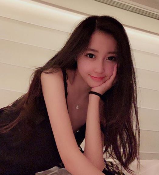 嫩妻大有來頭！小潘瑋柏13歲「搭郵輪打高爾夫」生活超享受　被起底「會賺錢又賢慧」早想娶進門❤