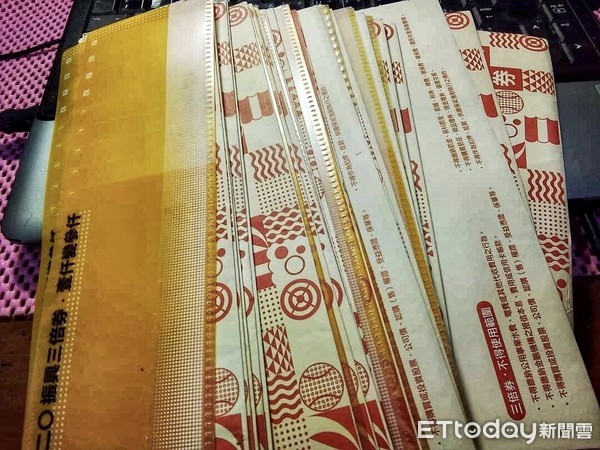 砸20份三倍券買機車！霸氣婆婆「一次付清9萬元」帶媳婦牽新車　網驚「去哪湊這麼多」老闆回應了